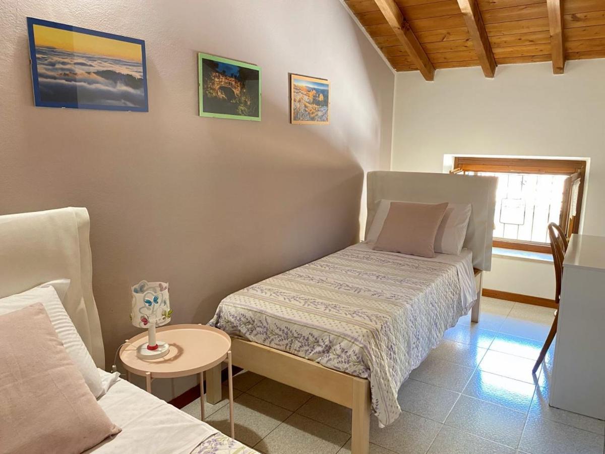 Dolce Dormire Appartamento Fiore Negrar Bagian luar foto